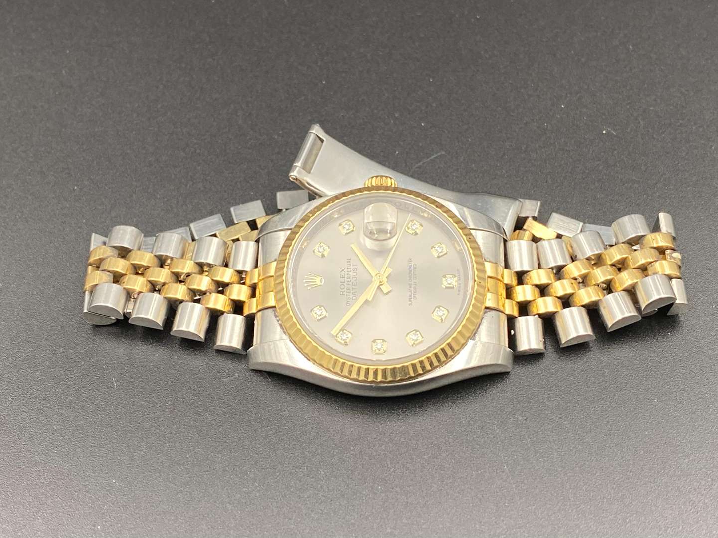 <p>ROLEX Date-Just, steel & gold centre seconds calendar wristwatch 116233 OORX7633</p>