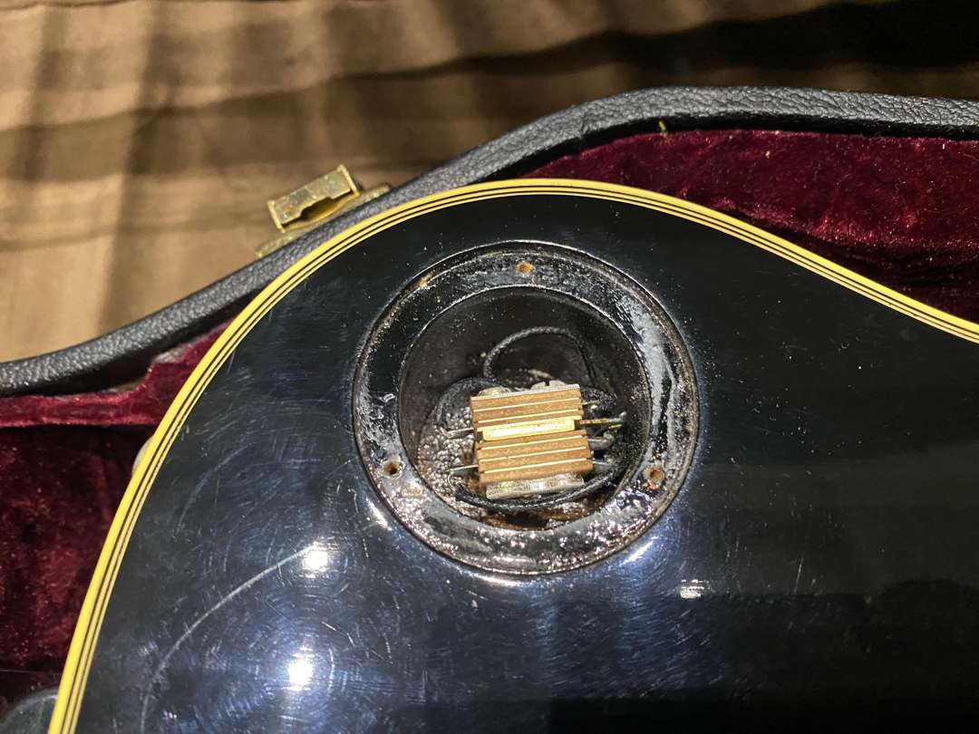 <p>GIBSON Les Paul Custom Black Beauty Jimmy Page guitar</p>