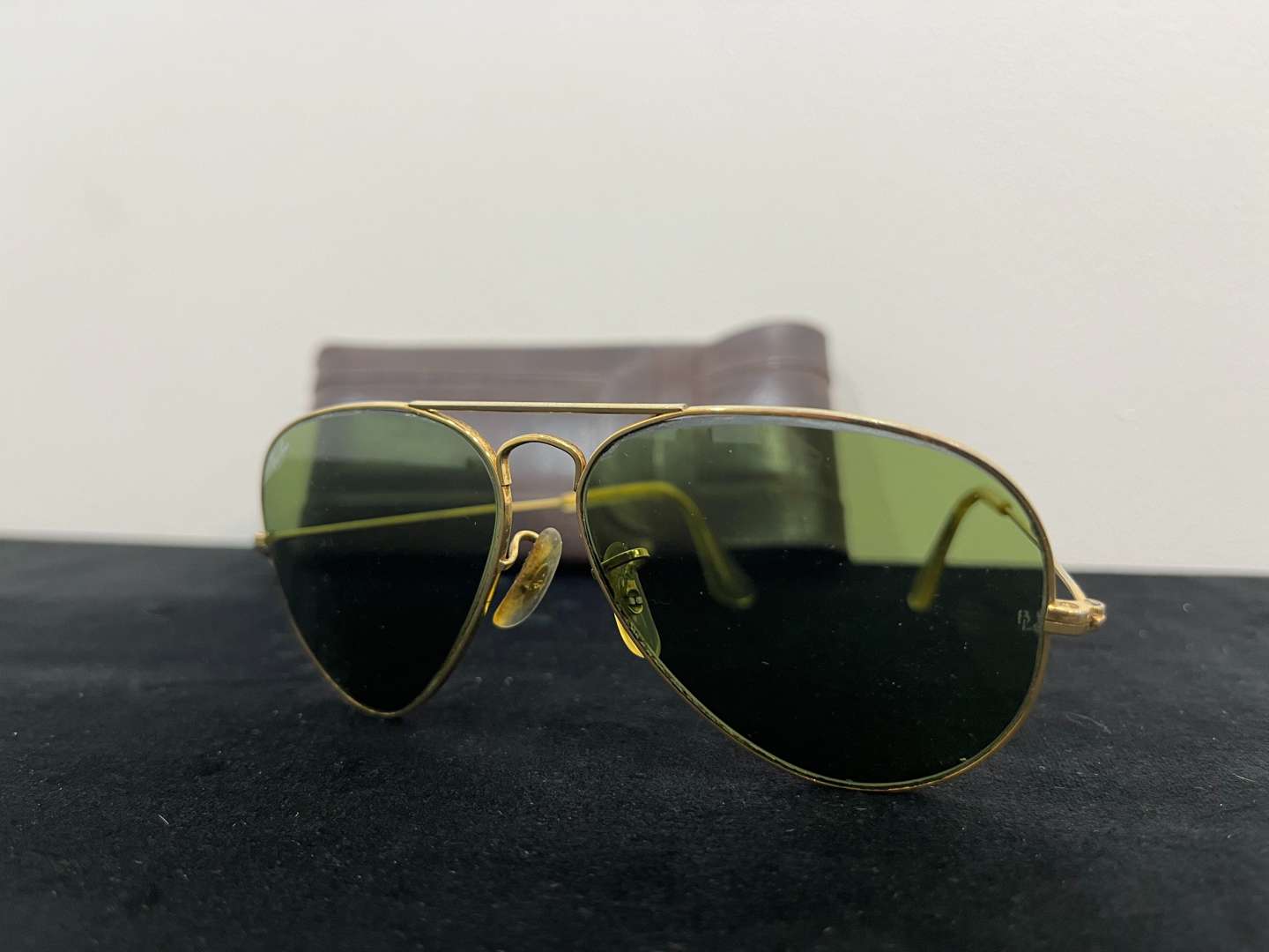 <p>RAY-BAN vintage Aviator sunglasses</p>