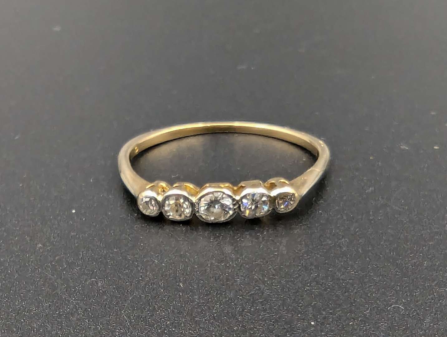 <p>5 stone Diamond & 18ct gold ring</p>