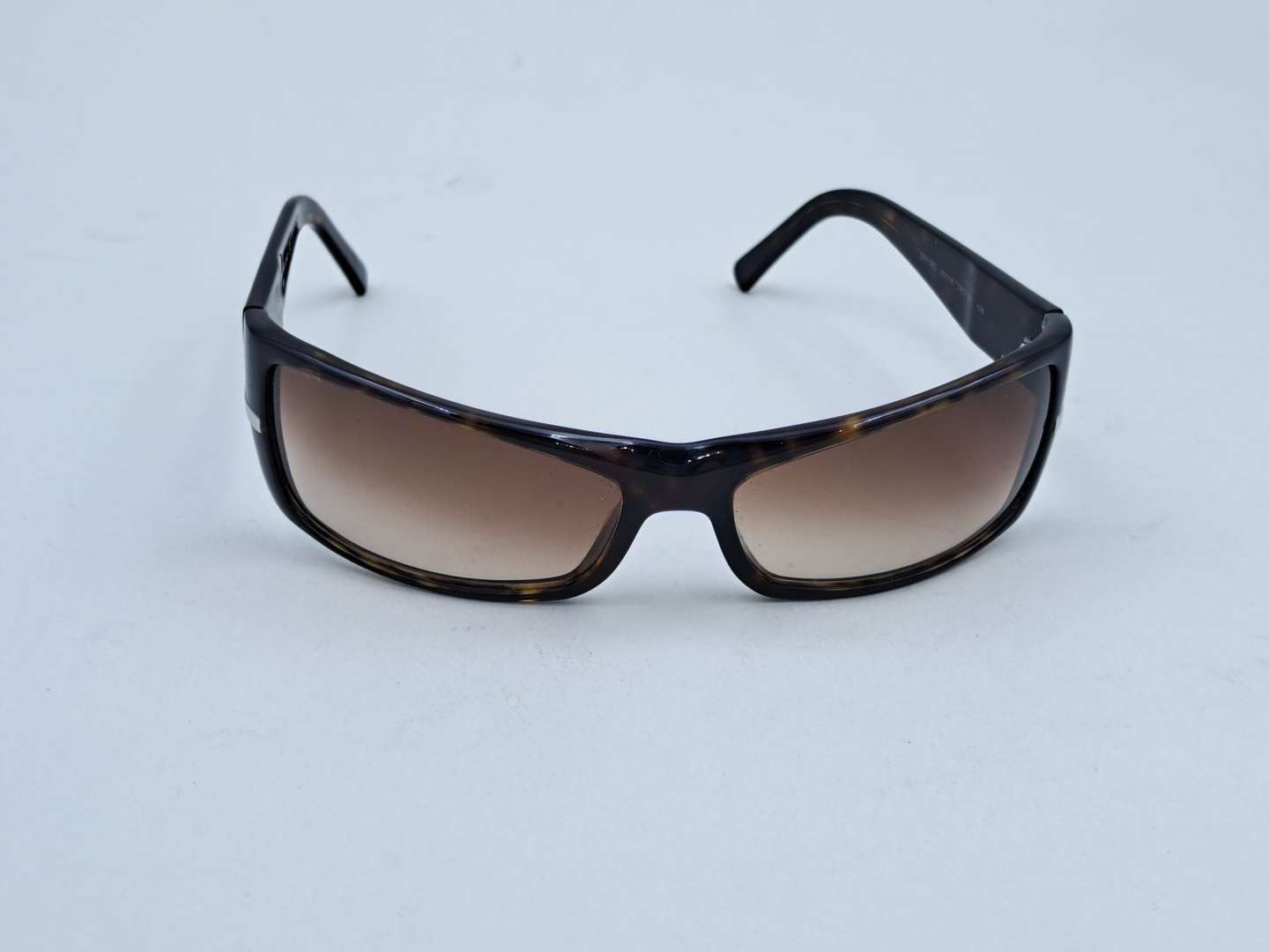 <p>PRADA, Italian made Tortoiseshell Sunglasses</p>