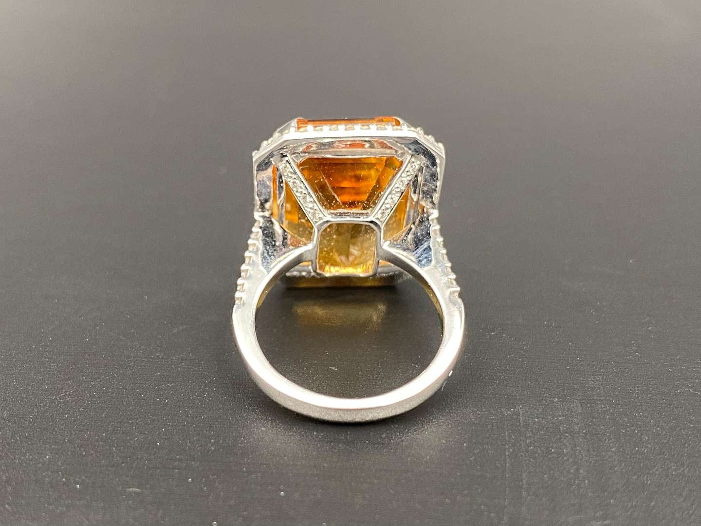 <p>Citrine & Diamond 18ct white gold ring</p>