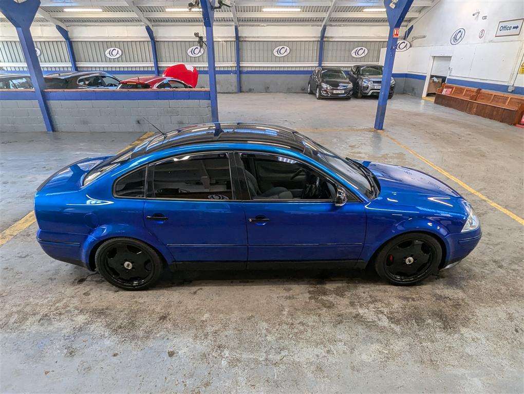 <p>2004 VOLKSWAGEN PASSAT SPORT 20V TURBO</p>