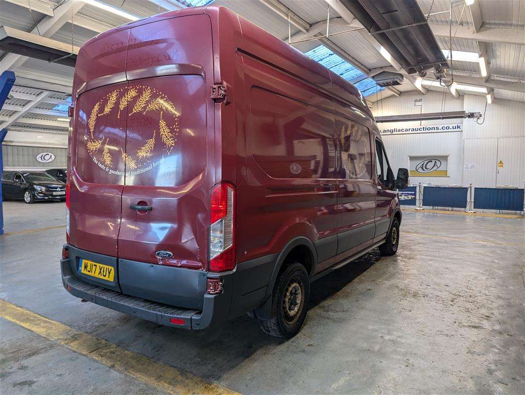 <p>2017 FORD TRANSIT 350</p>