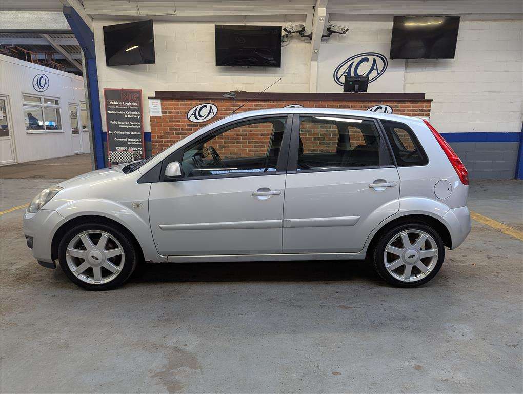 <p>2009 FORD FIESTA ZETEC BLUE</p>