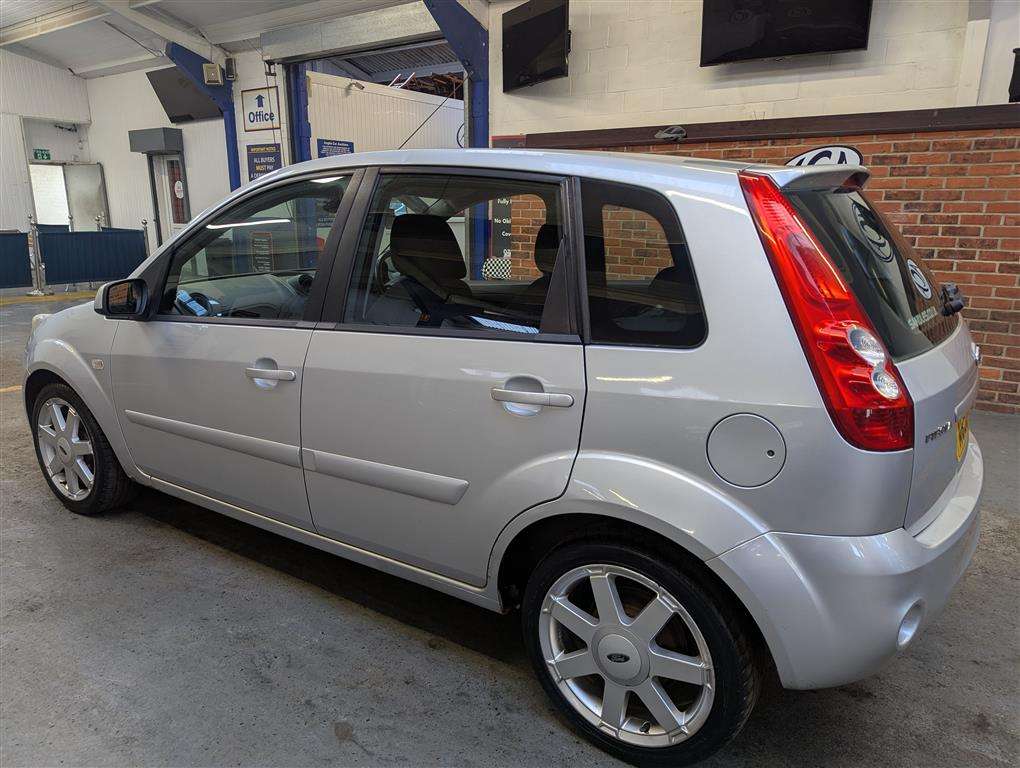 <p>2009 FORD FIESTA ZETEC BLUE</p>