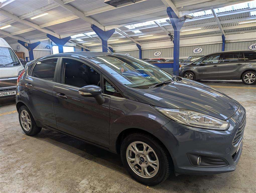 <p>2013 FORD FIESTA TITANIUM ECONETIC</p>