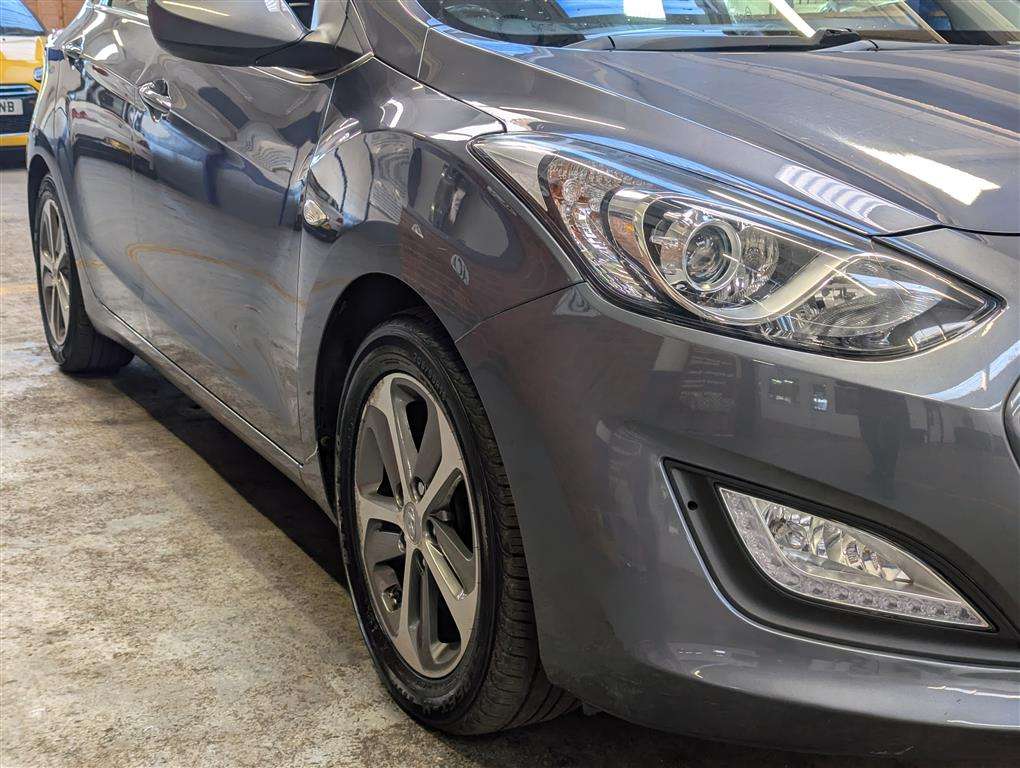 <p>2016 HYUNDAI I30 SE BLUE DRIVE CRDI S-</p>