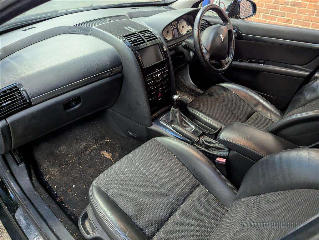 <p>2010 PEUGEOT 407 SPORT SW HDI</p>