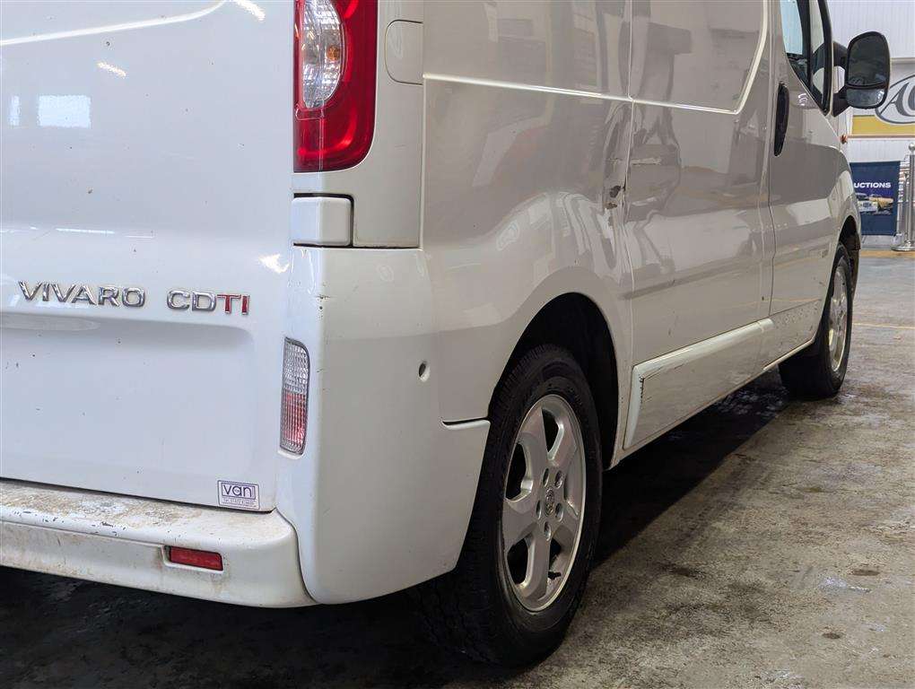 <p>2014 VAUXHALL VIVARO 2700 SPORTIVE CDTI</p>