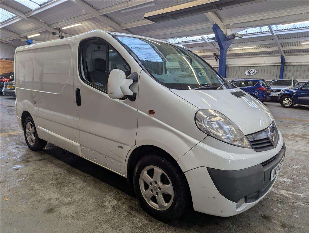 <p>2014 VAUXHALL VIVARO 2700 SPORTIVE CDTI</p>