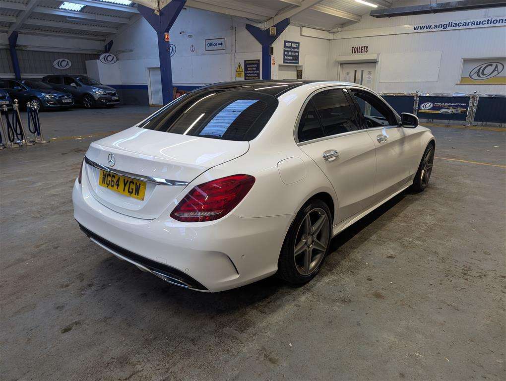 <p>2015 MERCEDES-BENZ C220 AMG LINE PREM + BLUE</p>