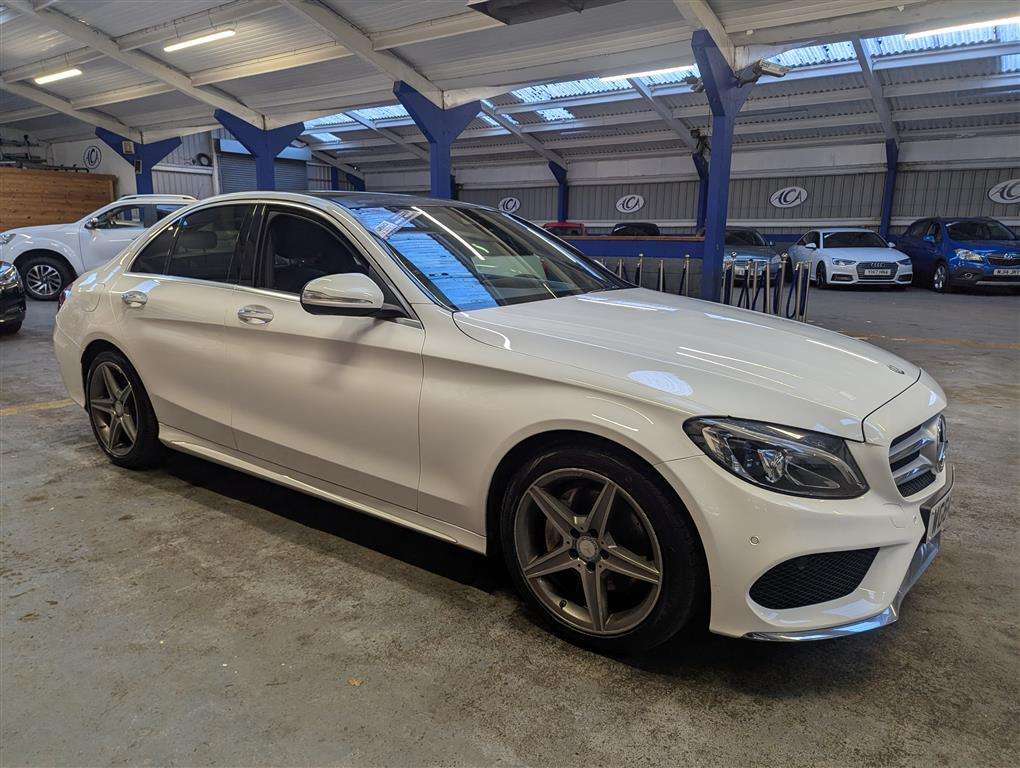 <p>2015 MERCEDES-BENZ C220 AMG LINE PREM + BLUE</p>