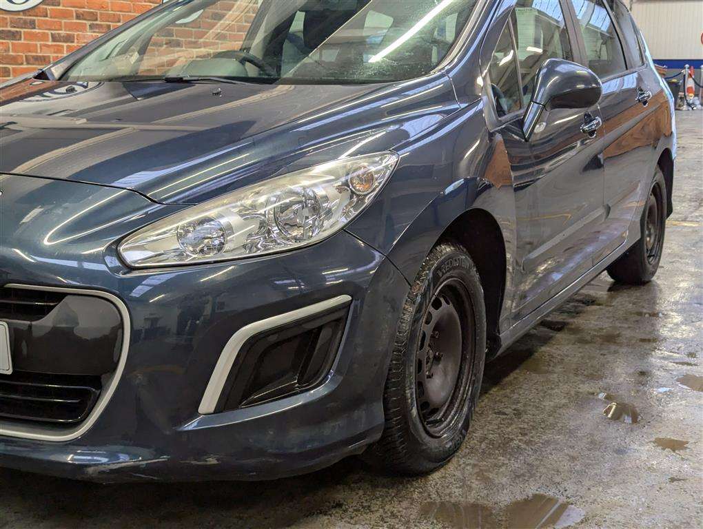 <p>2012 PEUGEOT 308 ACCESS SW HDI</p>