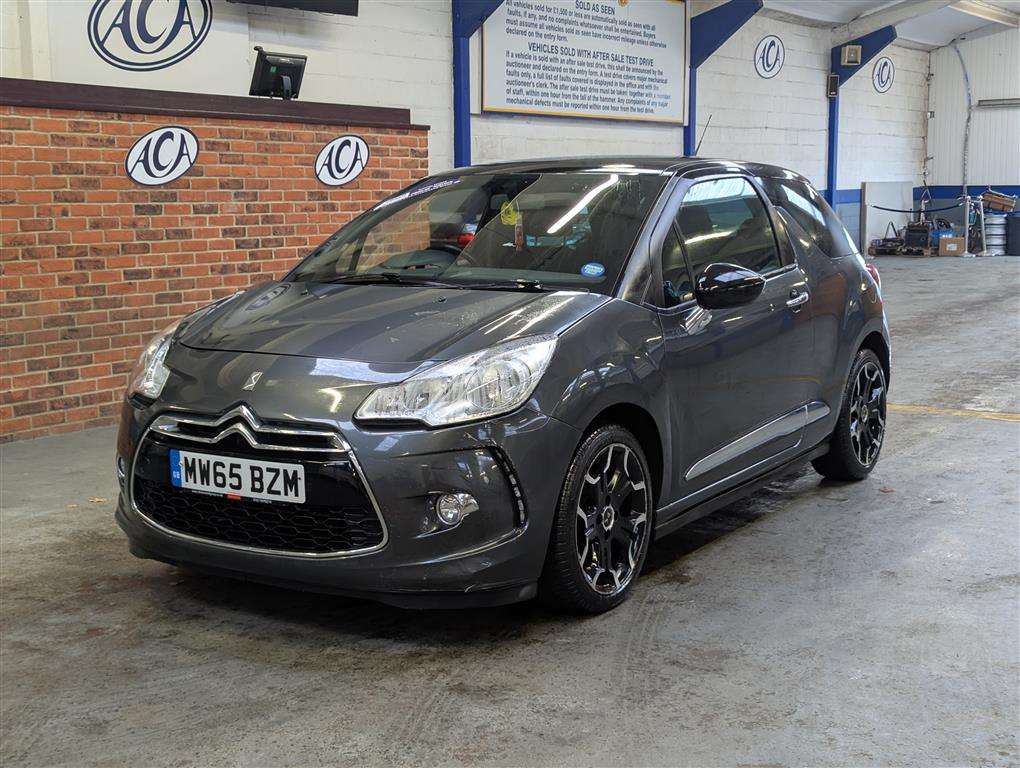 <p>2015 DS DS3 DSTYLE NAV PURETECH S</p>