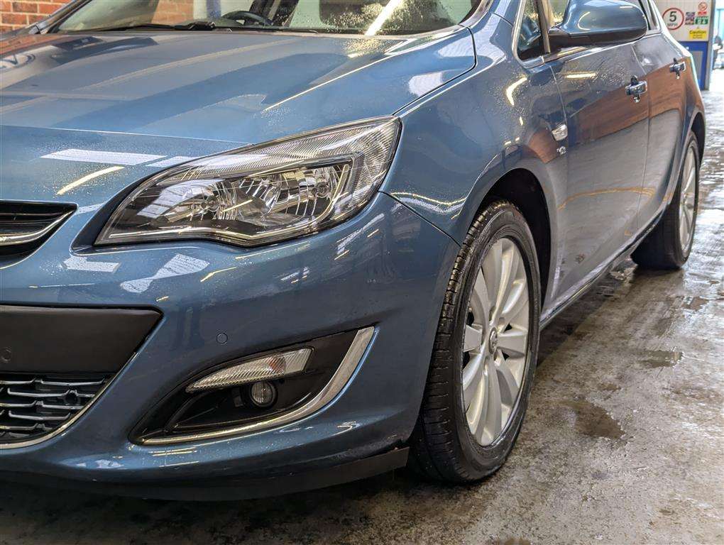 <p>2014 VAUXHALL ASTRA ELITE CDTI AUTO</p>