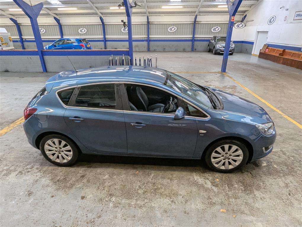 <p>2014 VAUXHALL ASTRA ELITE CDTI AUTO</p>