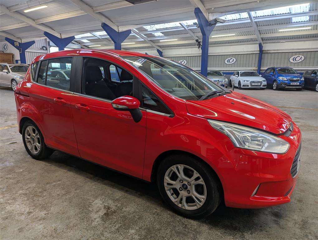 <p>2013 FORD B-MAX ZETEC TURBO</p>