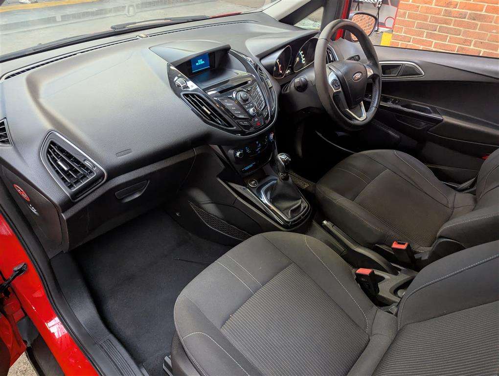 <p>2013 FORD B-MAX ZETEC TURBO</p>