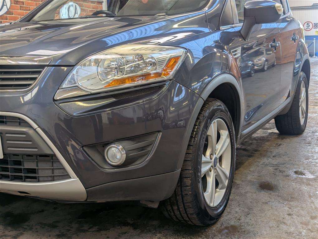 <p>2009 FORD KUGA TITANIUM TDCI</p>