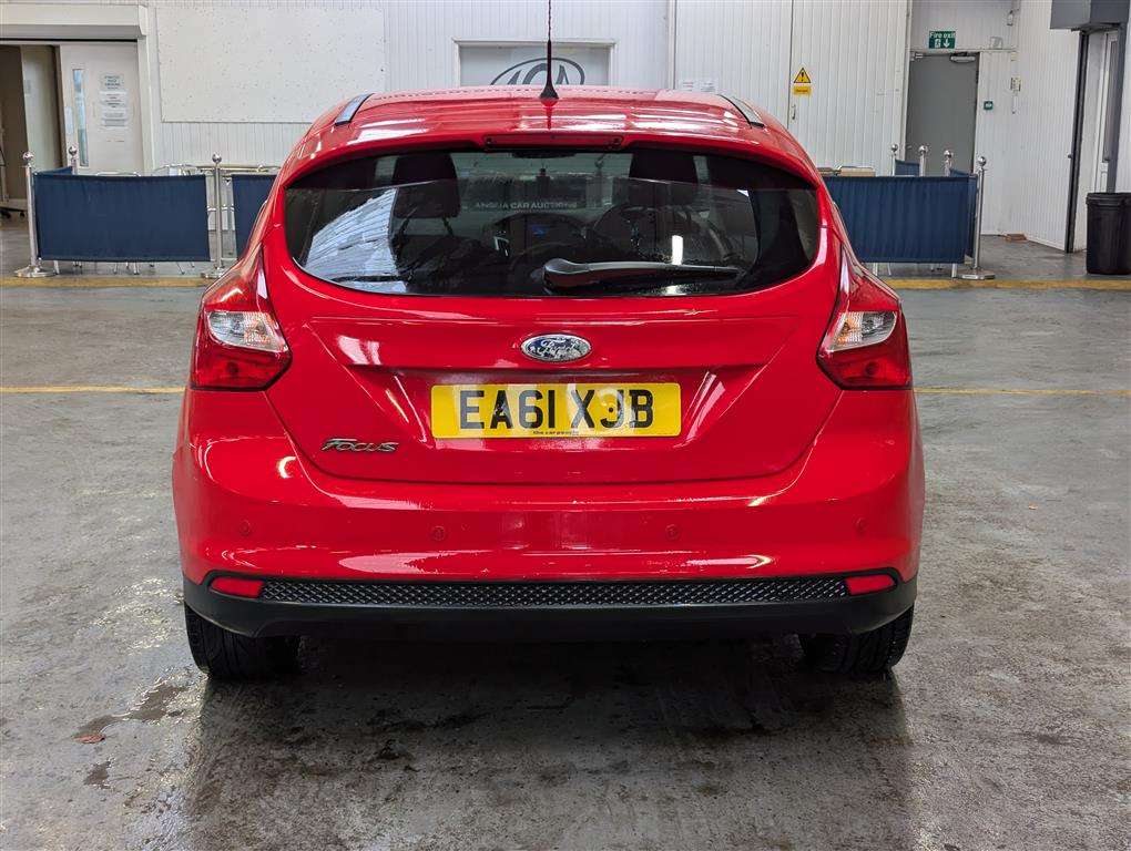 <p>2011 FORD FOCUS ZETEC 125</p>