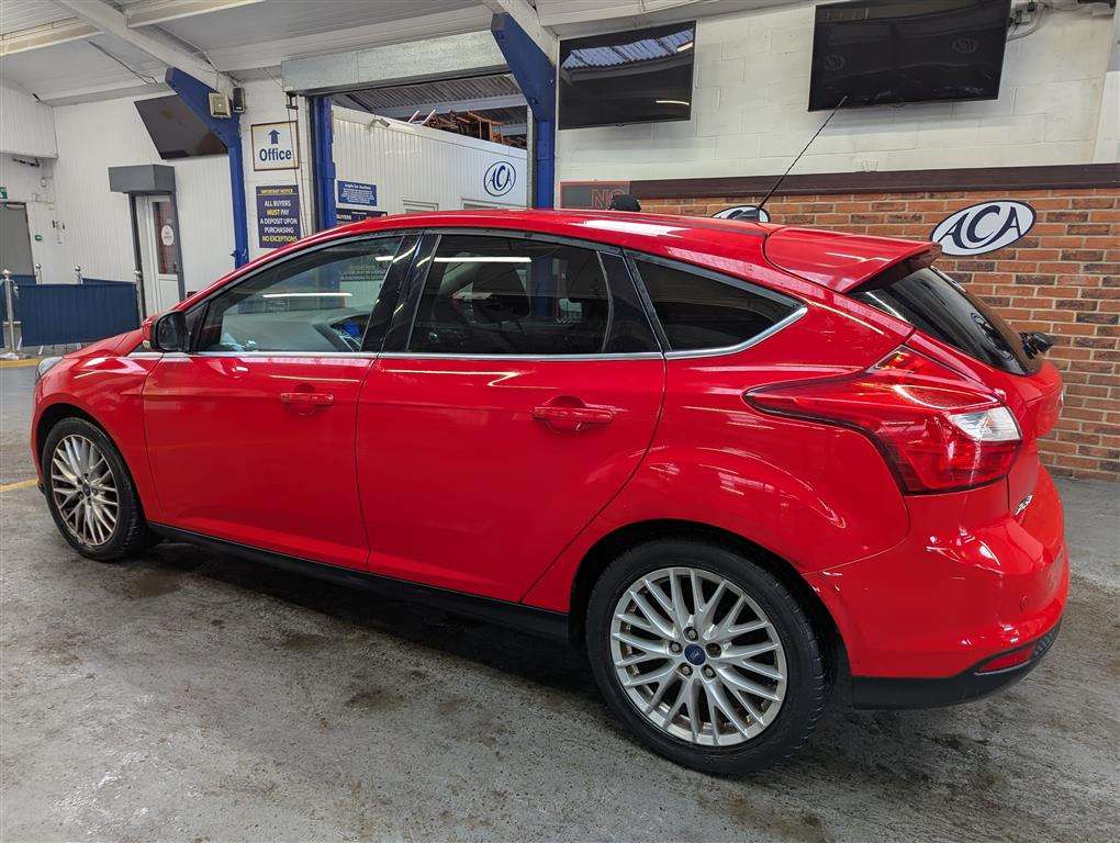 <p>2011 FORD FOCUS ZETEC 125</p>