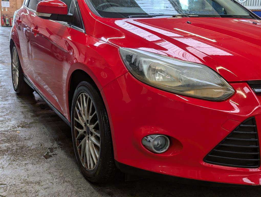 <p>2011 FORD FOCUS ZETEC 125</p>