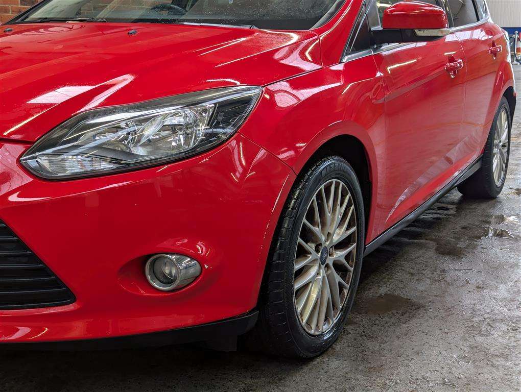 <p>2011 FORD FOCUS ZETEC 125</p>