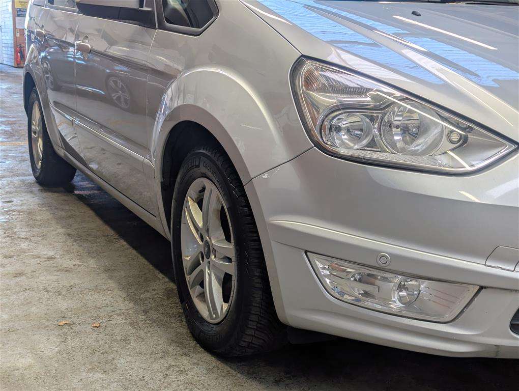 <p>2013 FORD GALAXY ZETEC TDCI AUTO</p>