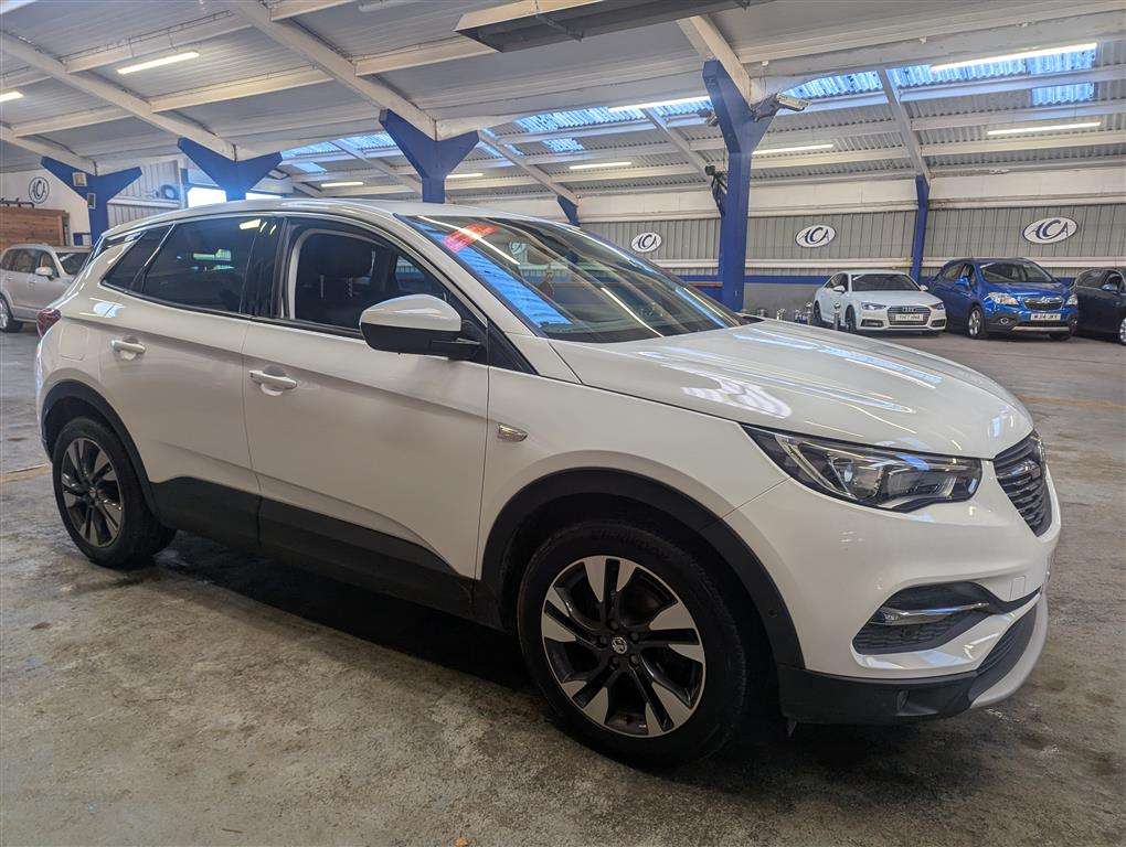 <p>2018 VAUXHALL GRANDLAND X SPORT NAV TUR</p>