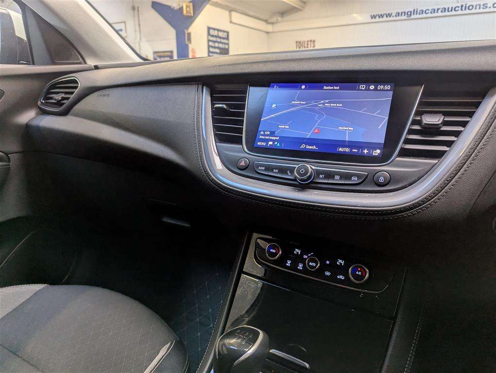 <p>2018 VAUXHALL GRANDLAND X SPORT NAV TUR</p>