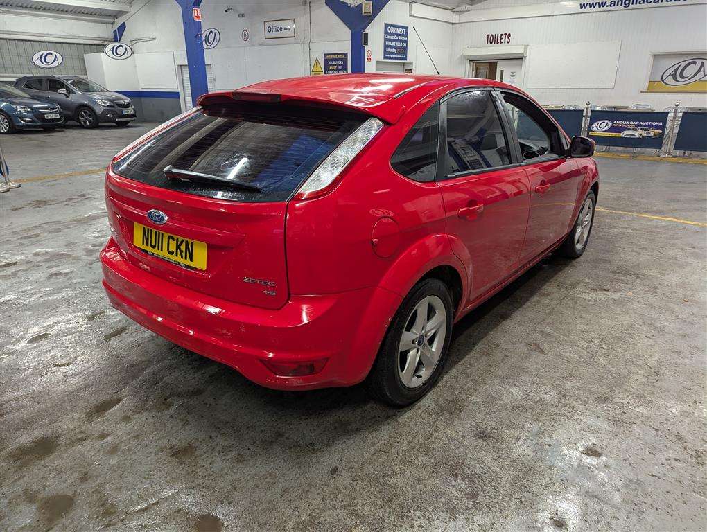 <p>2011 FORD FOCUS ZETEC</p>