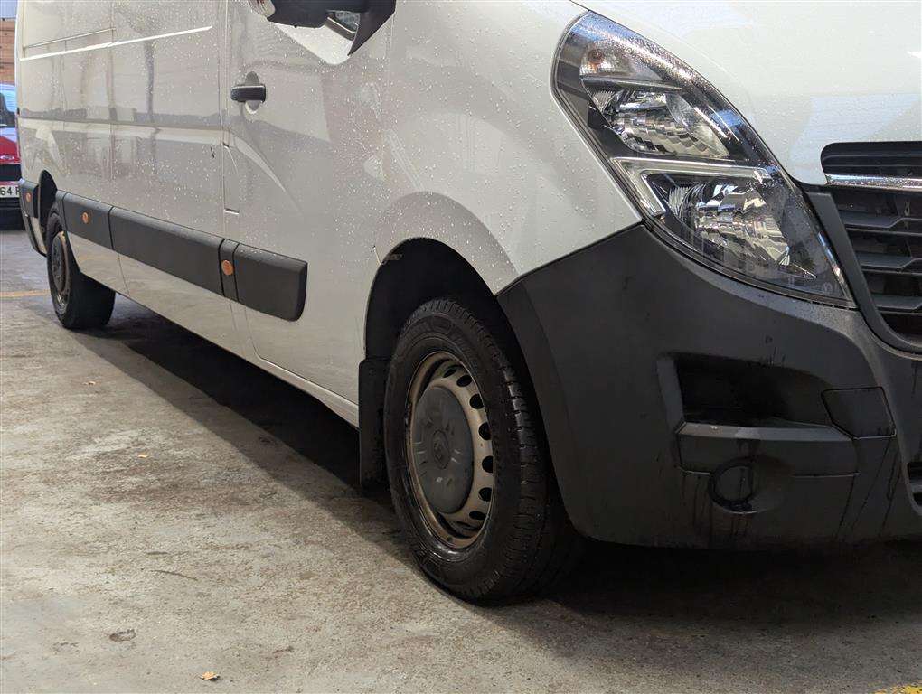 <p>2021 VAUXHALL MOVANO L3H2 F3500 CDTI</p>