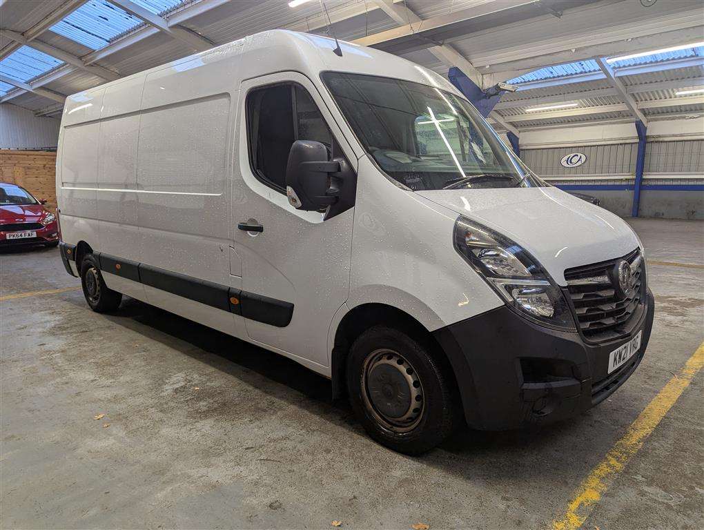 <p>2021 VAUXHALL MOVANO L3H2 F3500 CDTI</p>