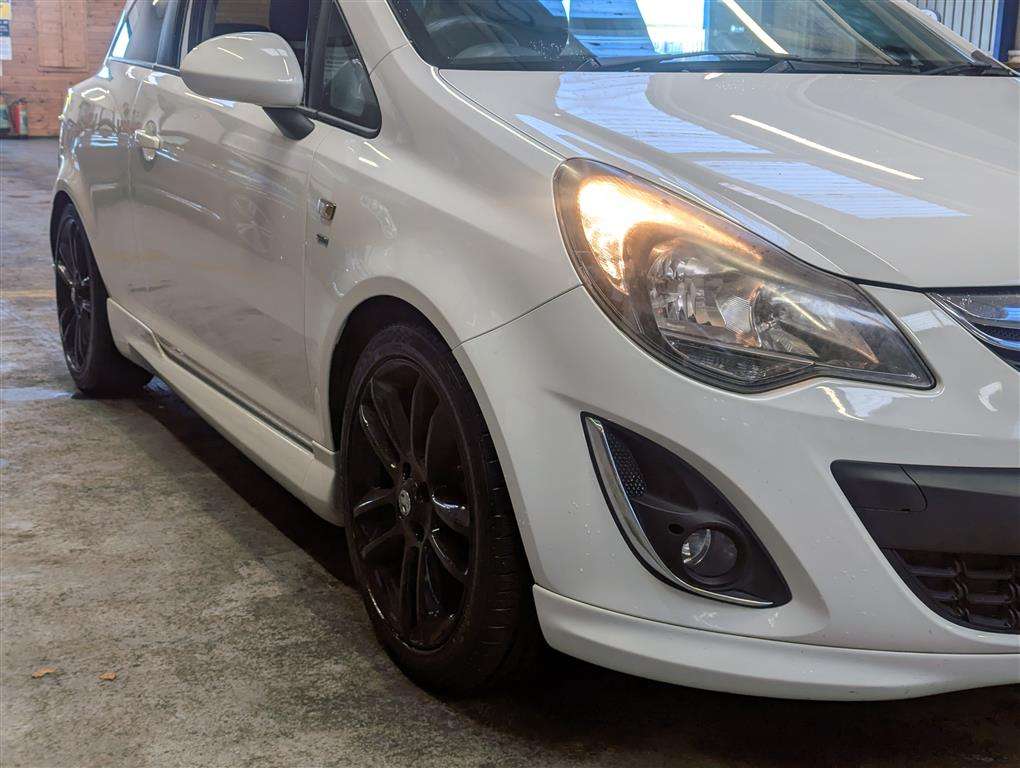 <p>2012 VAUXHALL CORSA SRI</p>