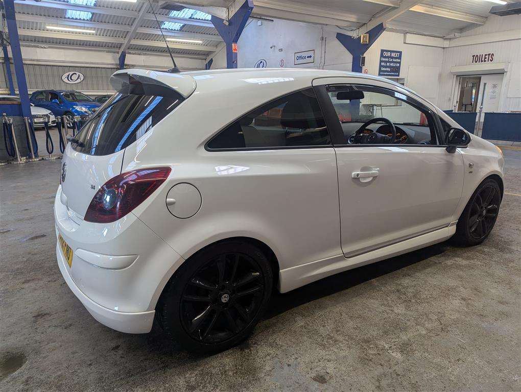 <p>2012 VAUXHALL CORSA SRI</p>