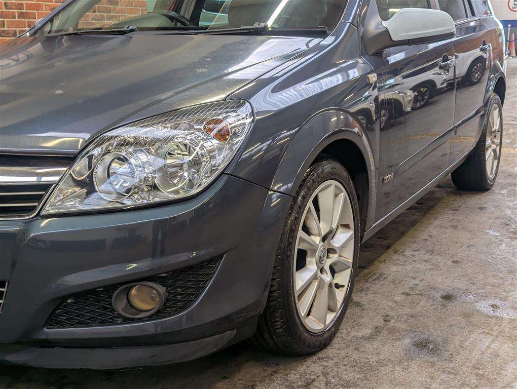 <p>2007 VAUXHALL ASTRA DESIGN CDTI 150</p>