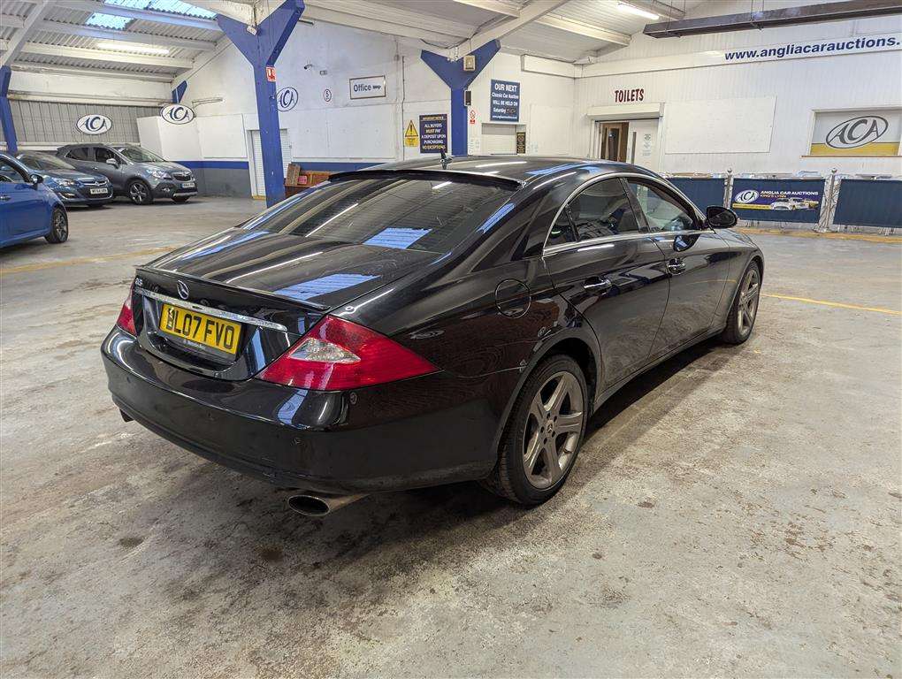 <p>2007 MERCEDES CLS 320 CDI AUTO</p>