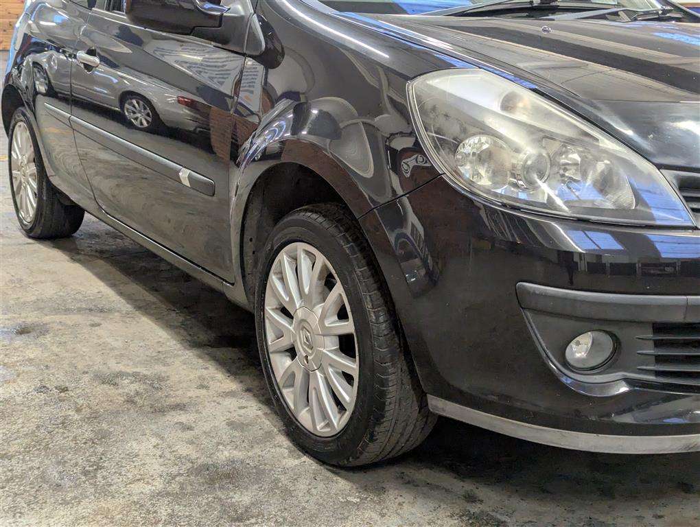 <p>2007 RENAULT CLIO DYNAMIQUE S DCI 86</p>