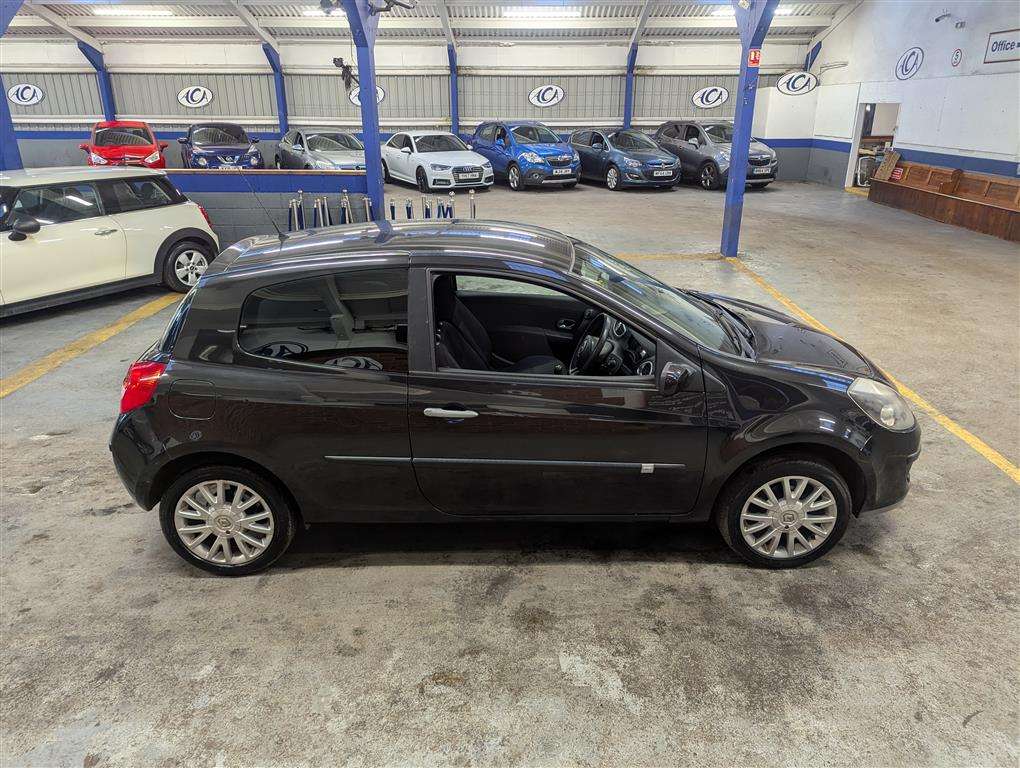 <p>2007 RENAULT CLIO DYNAMIQUE S DCI 86</p>