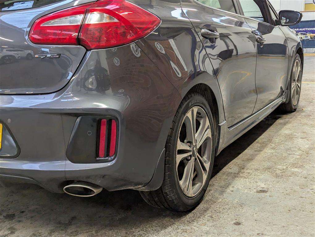 <p>2017 KIA CEED GT-LINE ISG CRDI</p>