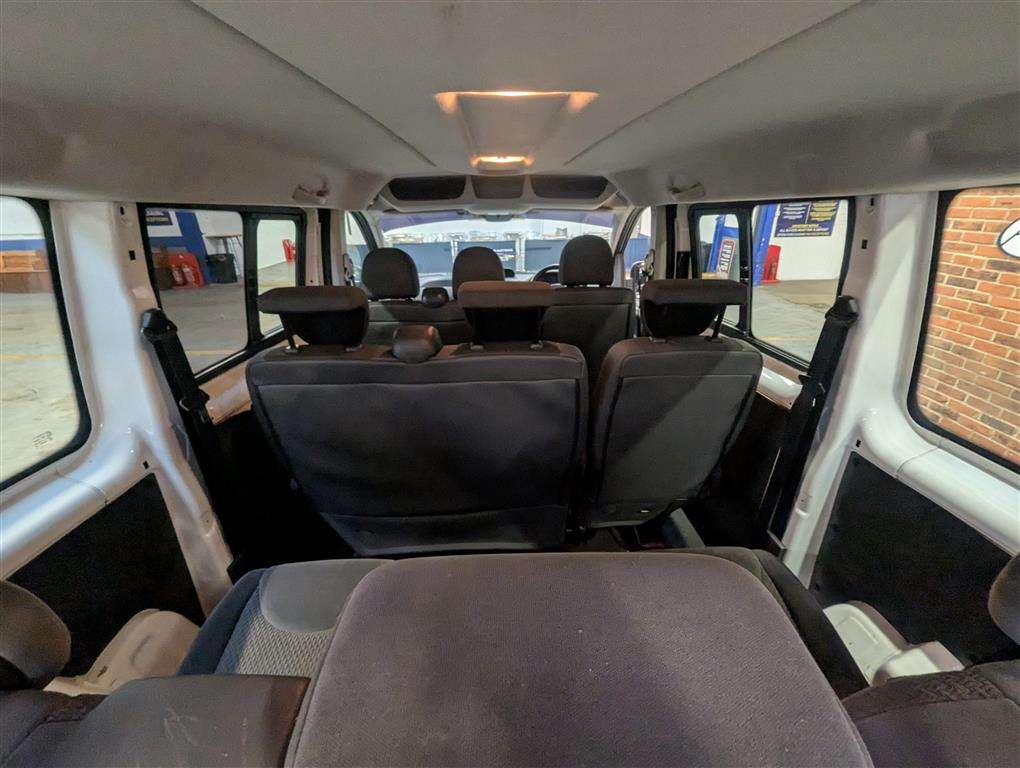 <p>2015 PEUGEOT EXPERT TEPEE COMFORT L1 H</p>