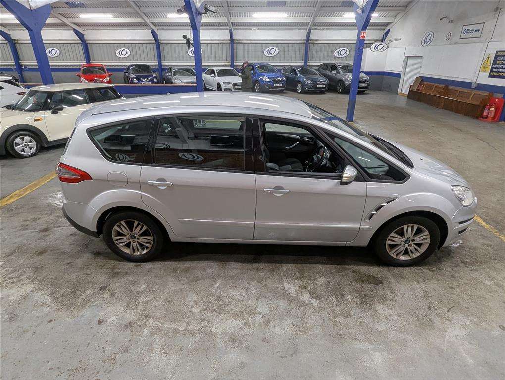 <p>2012 FORD S-MAX ZETEC TURBO</p>