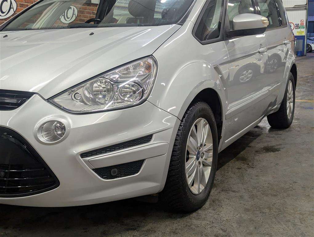 <p>2012 FORD S-MAX ZETEC TURBO</p>