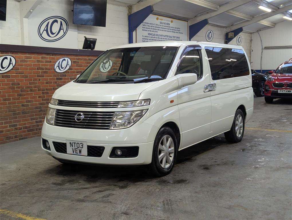 <p>2003 NISSAN ELGRAND</p>