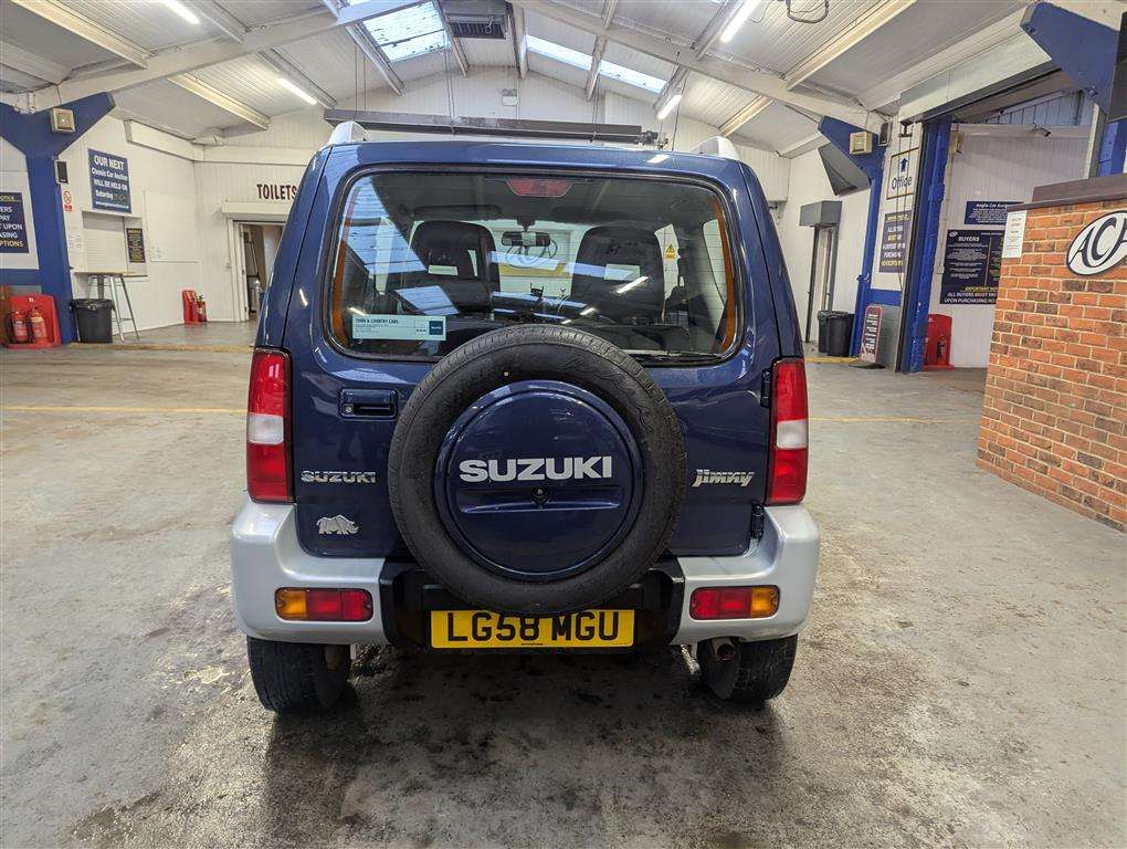 <p>2008 SUZUKI JIMNY VVT</p>