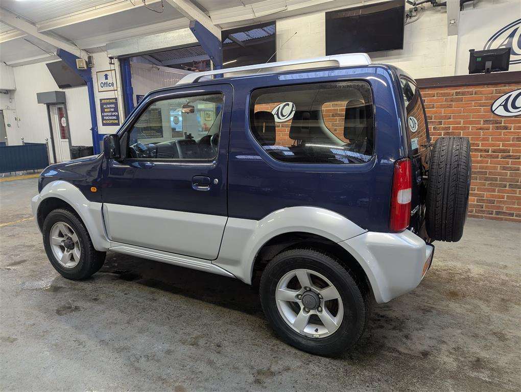 <p>2008 SUZUKI JIMNY VVT</p>