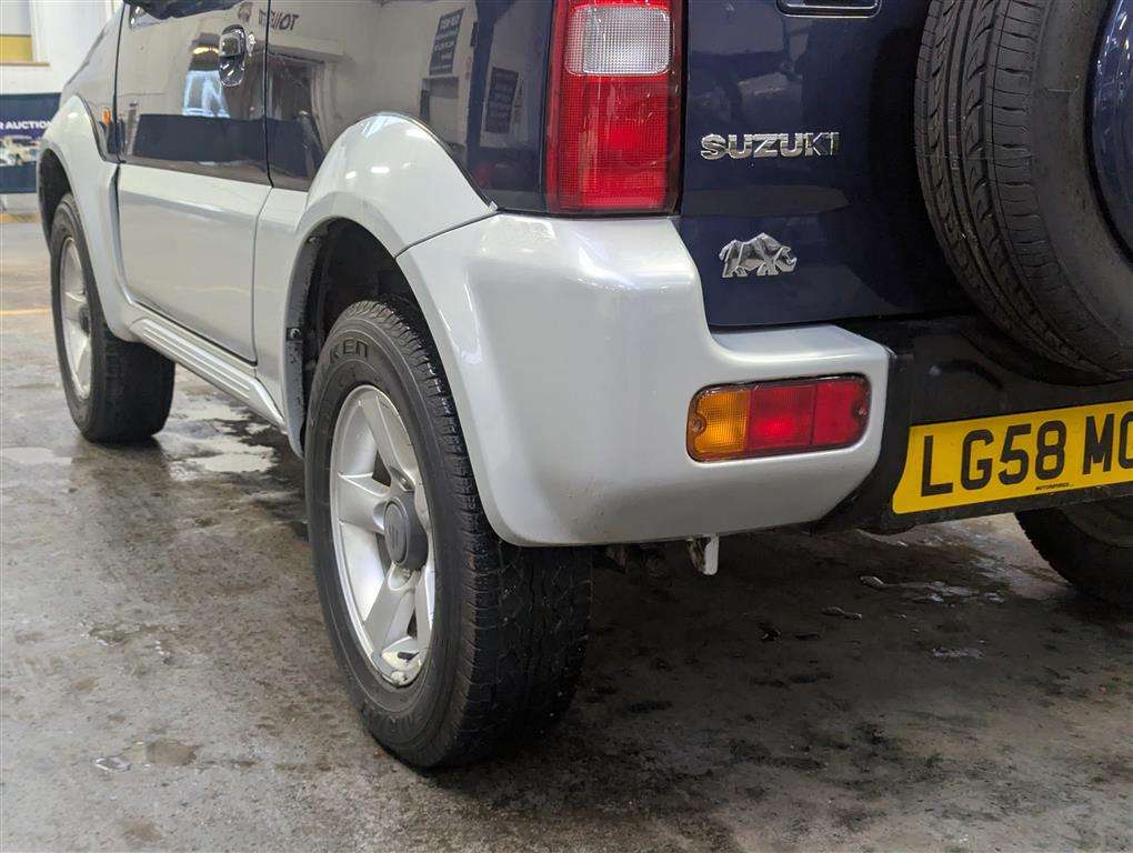 <p>2008 SUZUKI JIMNY VVT</p>