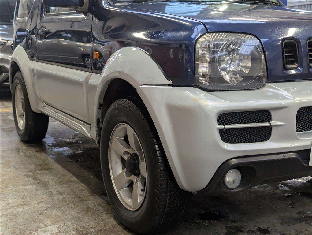 <p>2008 SUZUKI JIMNY VVT</p>