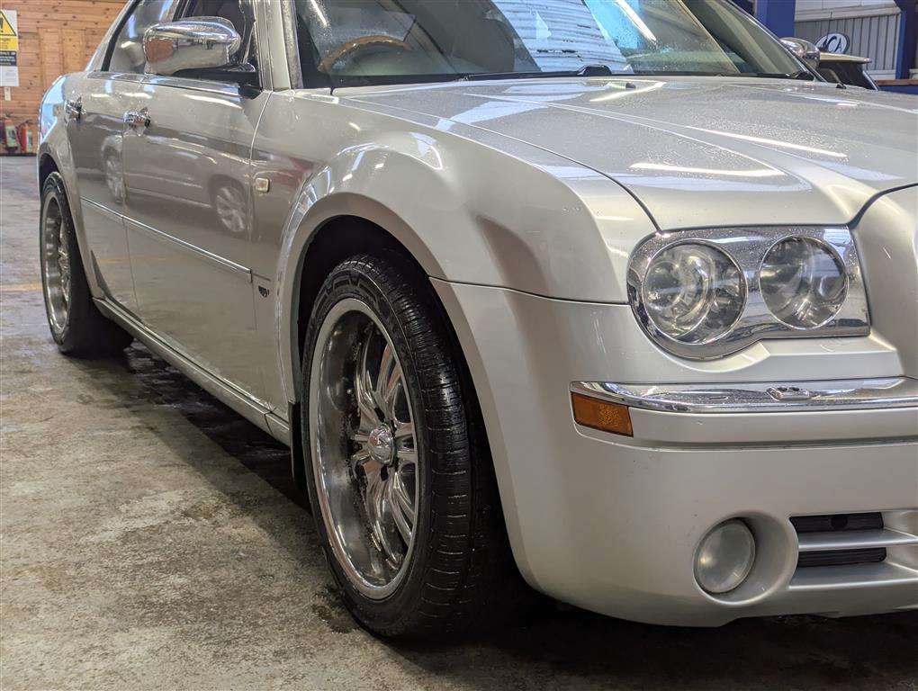 <p>2007 CHRYSLER 300C CRD</p>